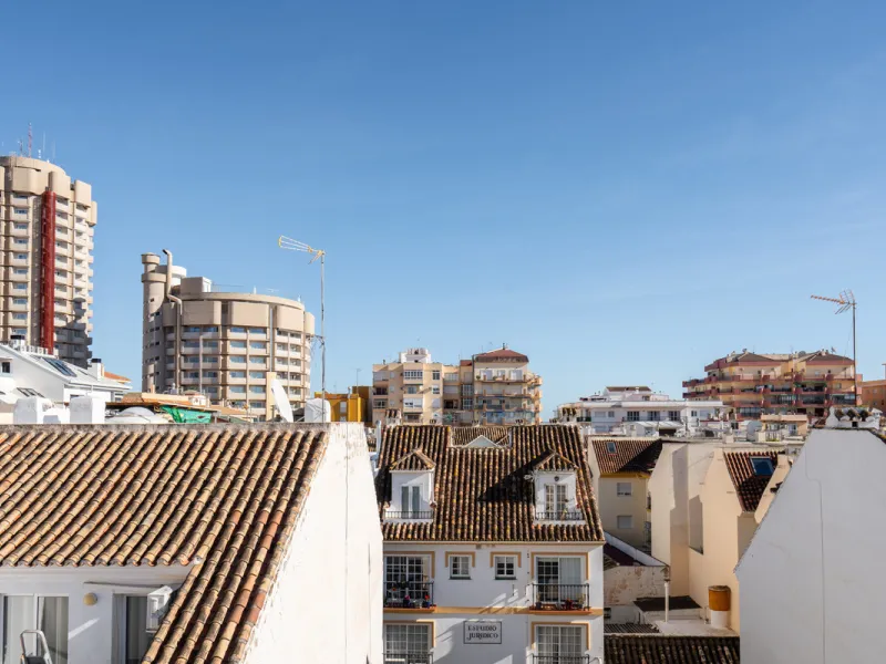 Apartment - Penthouse в продаже в Fuengirola, Málaga. В доме 2 спален и 1 ванных комнат. Площадь дома 59 м²