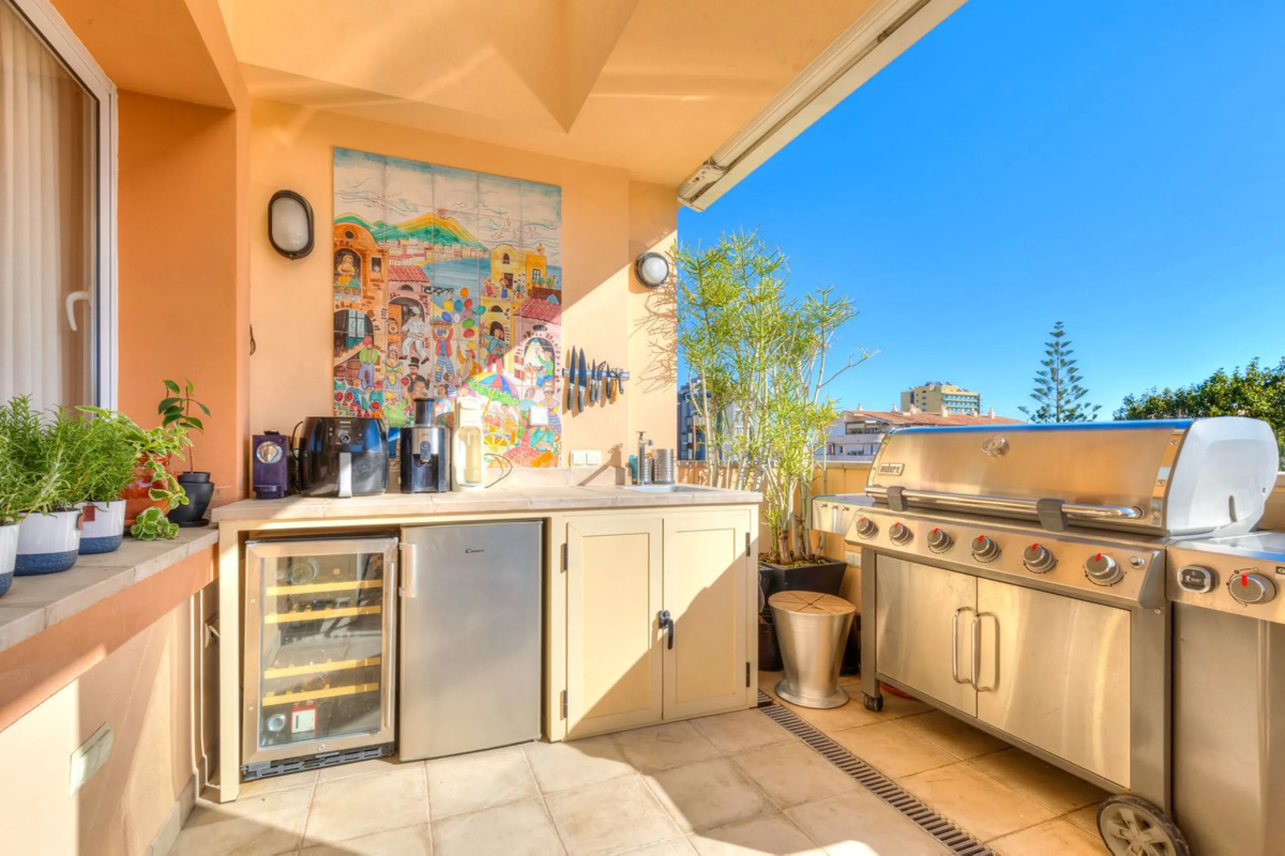 Exclusive four-bedroom penthouse with large terrace – central Fuengirola