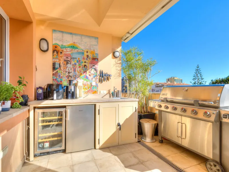 Exclusive four-bedroom penthouse with large terrace – central Fuengirola