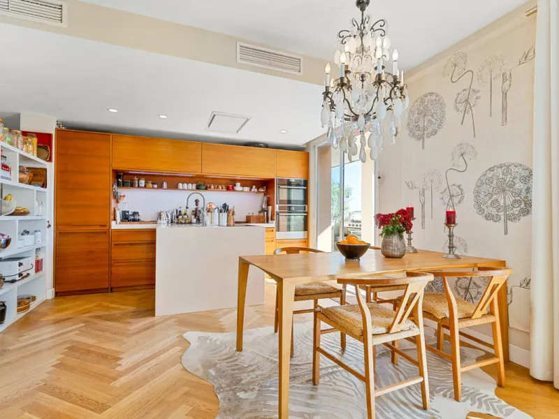 Exclusive four-bedroom penthouse with large terrace – central Fuengirola