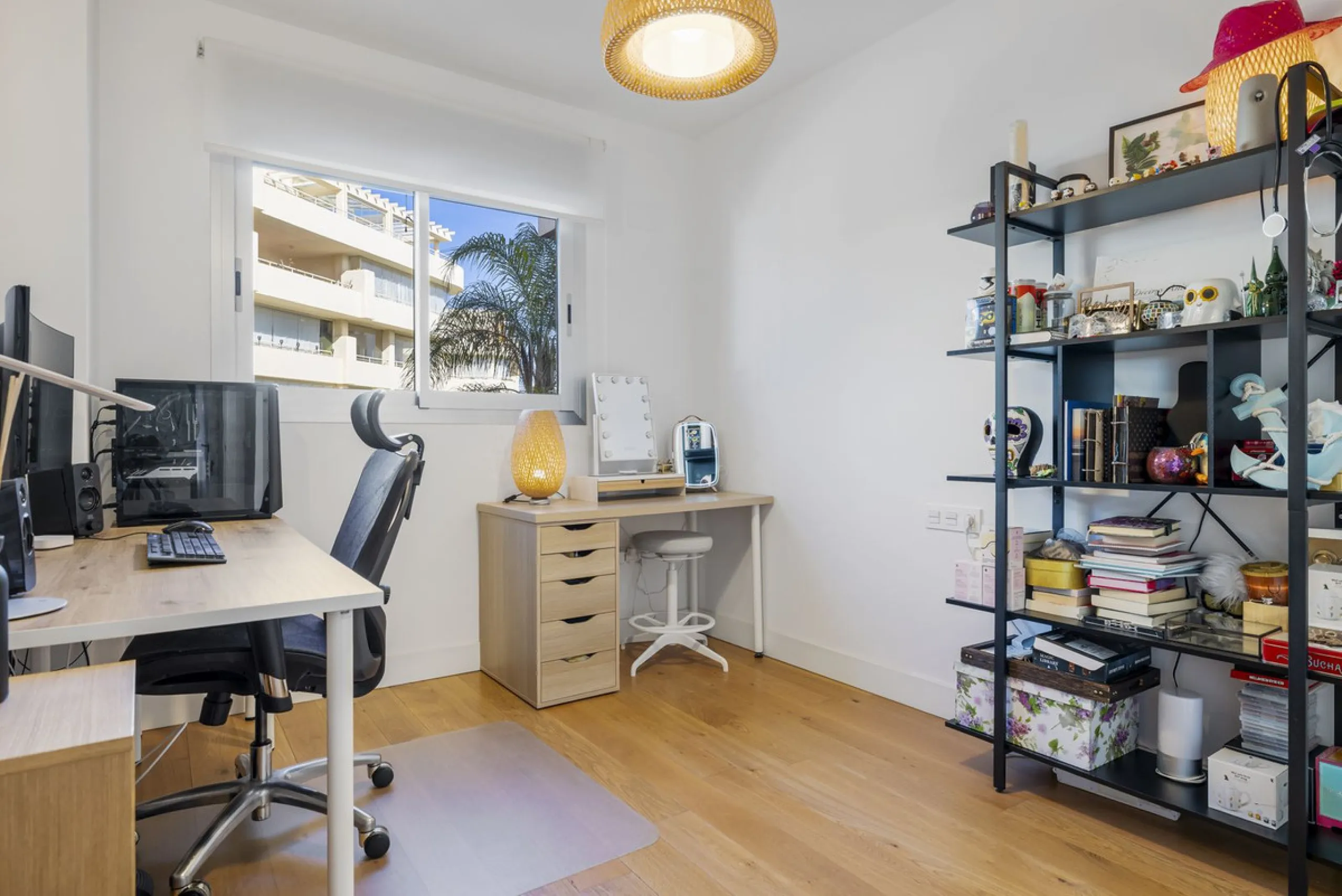 Discover this stylish first-floor apartment in the exclusive El Chaparral area of Mijas Costa, featuring a southwest orientation and a prime location between Fuengirola and La Cala de Mijas.