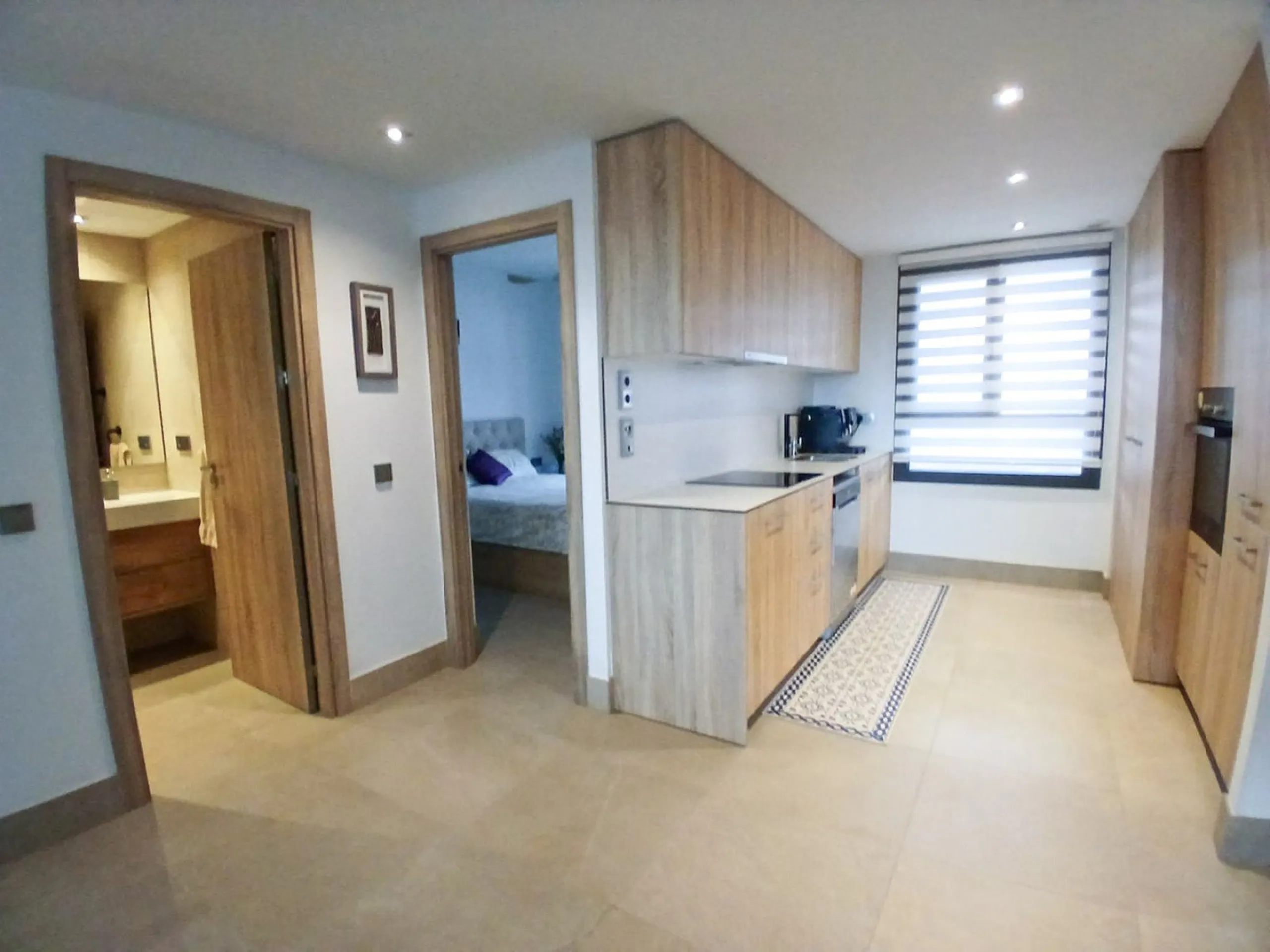 We are delighted to introduce this new contemporary apartment in the popular Solemar development. As you enter, you will find the fully equipped kitchen with all integrated appliances that flow into the spacious lounge and dining area, leading out to the 