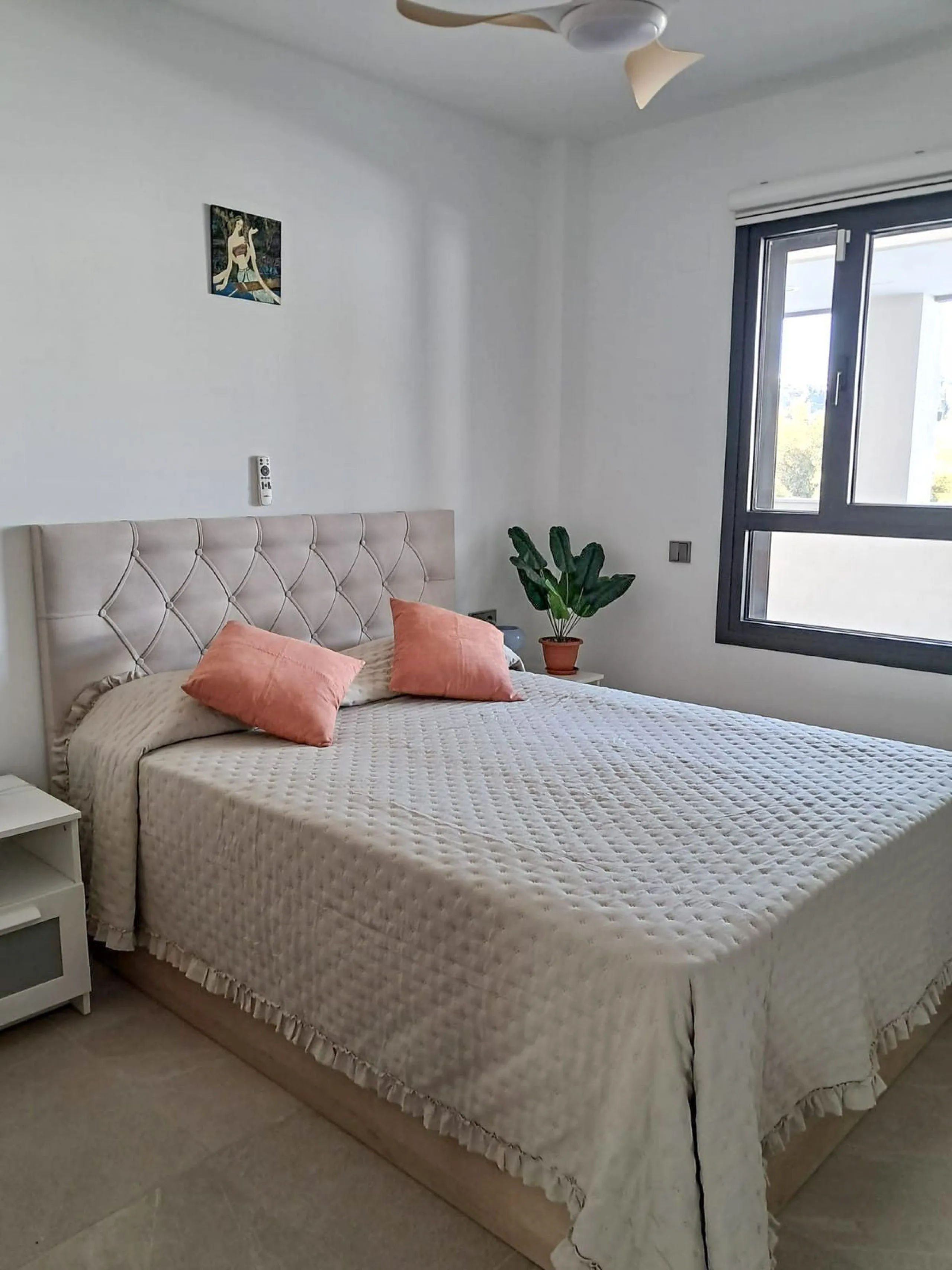 We are delighted to introduce this new contemporary apartment in the popular Solemar development. As you enter, you will find the fully equipped kitchen with all integrated appliances that flow into the spacious lounge and dining area, leading out to the 
