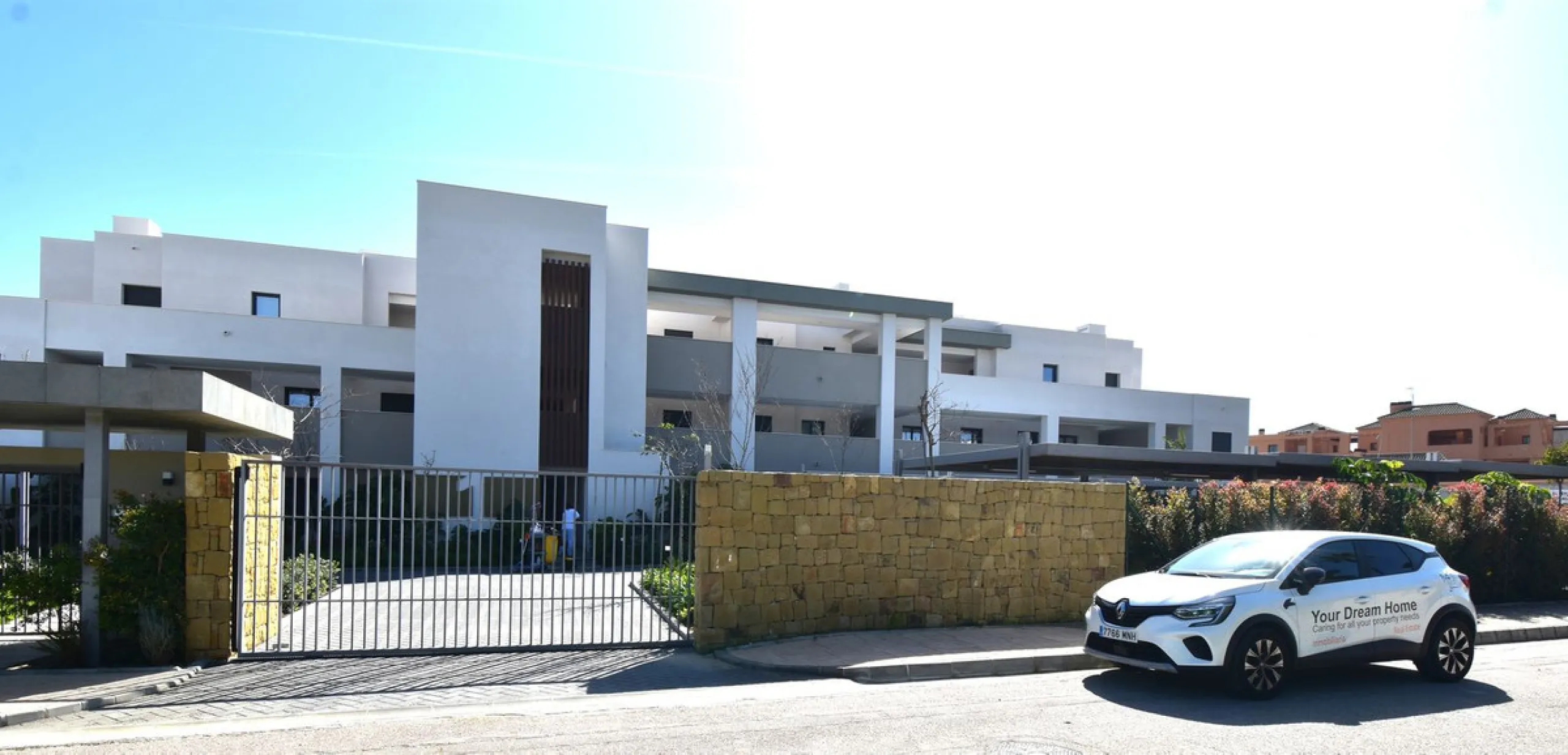 We are delighted to introduce this new contemporary apartment in the popular Solemar development. As you enter, you will find the fully equipped kitchen with all integrated appliances that flow into the spacious lounge and dining area, leading out to the 