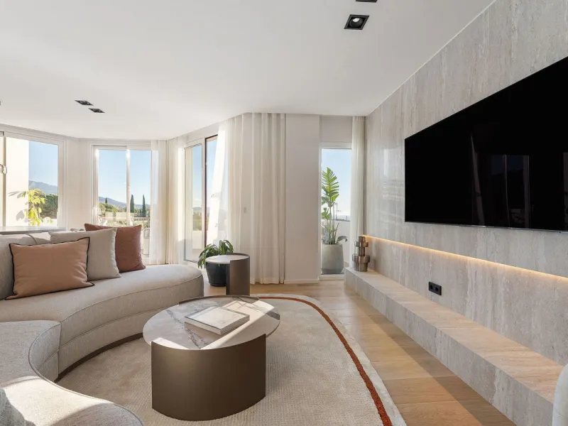 Apartment - Penthouse Duplex в продаже в Marbella, Málaga. В доме 3 спален и 2 ванных комнат. Площадь дома 131 м²