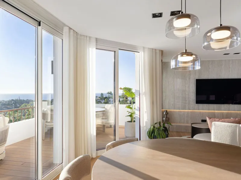 Apartment - Penthouse Duplex в продаже в Marbella, Málaga. В доме 3 спален и 2 ванных комнат. Площадь дома 131 м²