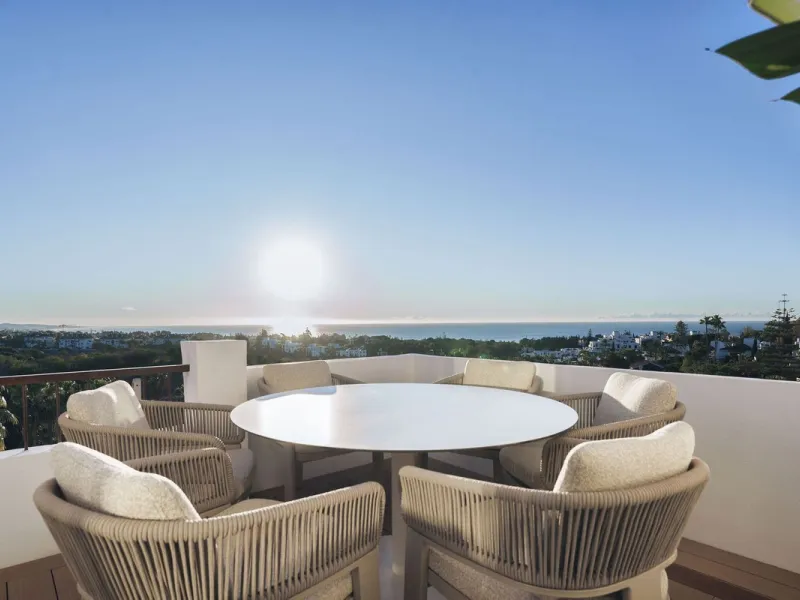 Apartment - Penthouse Duplex в продаже в Marbella, Málaga. В доме 3 спален и 2 ванных комнат. Площадь дома 131 м²