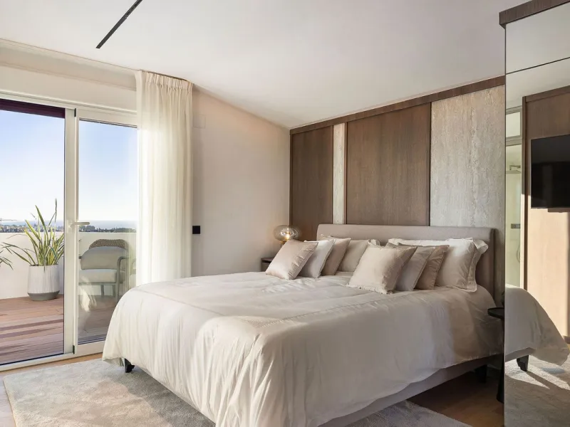Apartment - Penthouse Duplex в продаже в Marbella, Málaga. В доме 3 спален и 2 ванных комнат. Площадь дома 131 м²