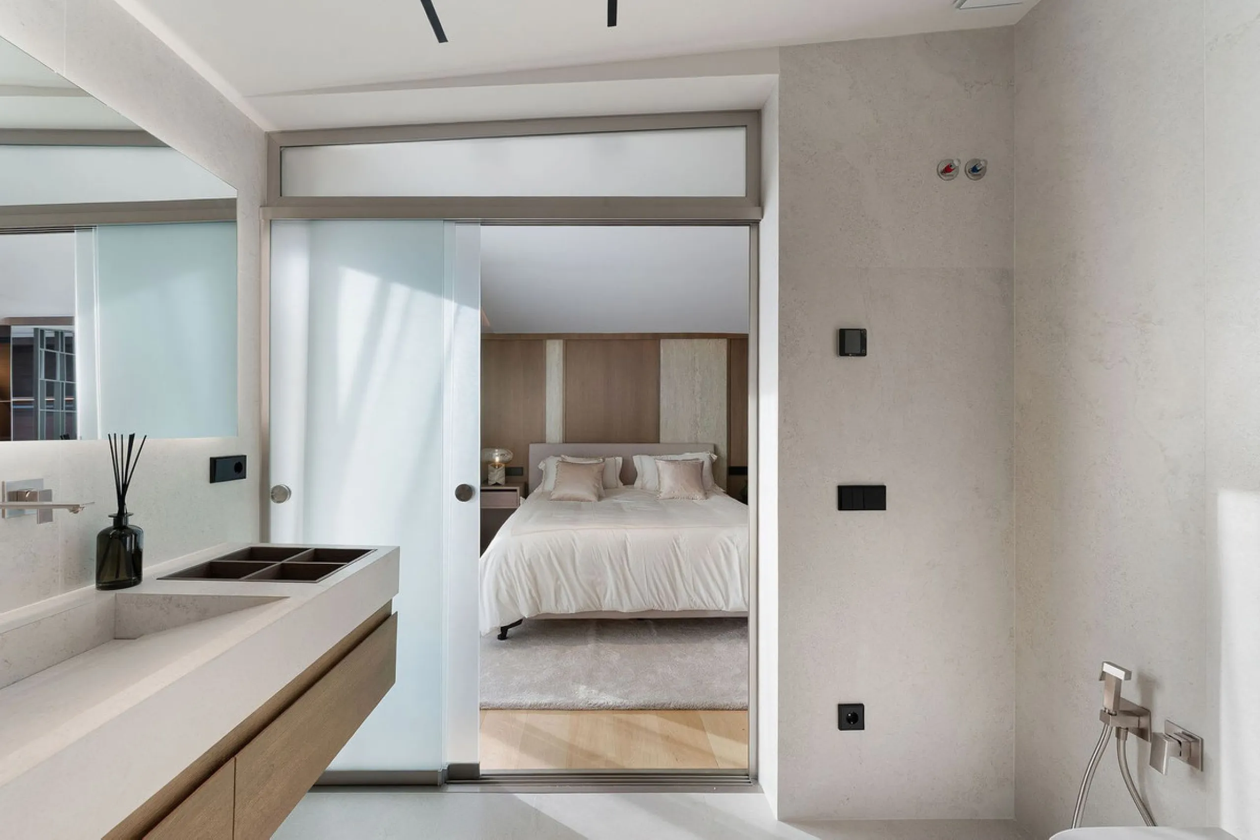 Apartment - Penthouse Duplex в продаже в Marbella, Málaga. В доме 3 спален и 2 ванных комнат. Площадь дома 131 м²
