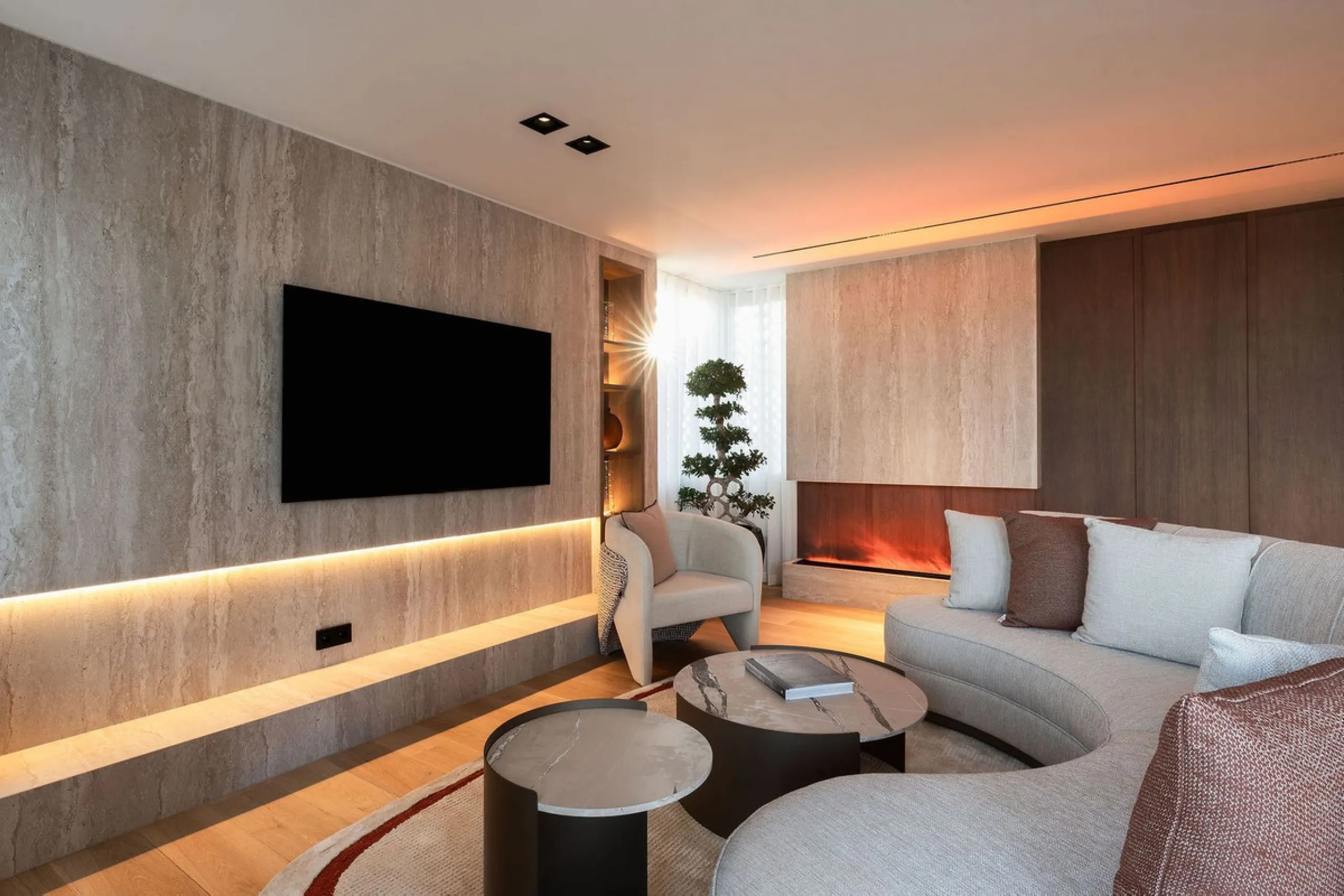 Apartment - Penthouse Duplex в продаже в Marbella, Málaga. В доме 3 спален и 2 ванных комнат. Площадь дома 131 м²
