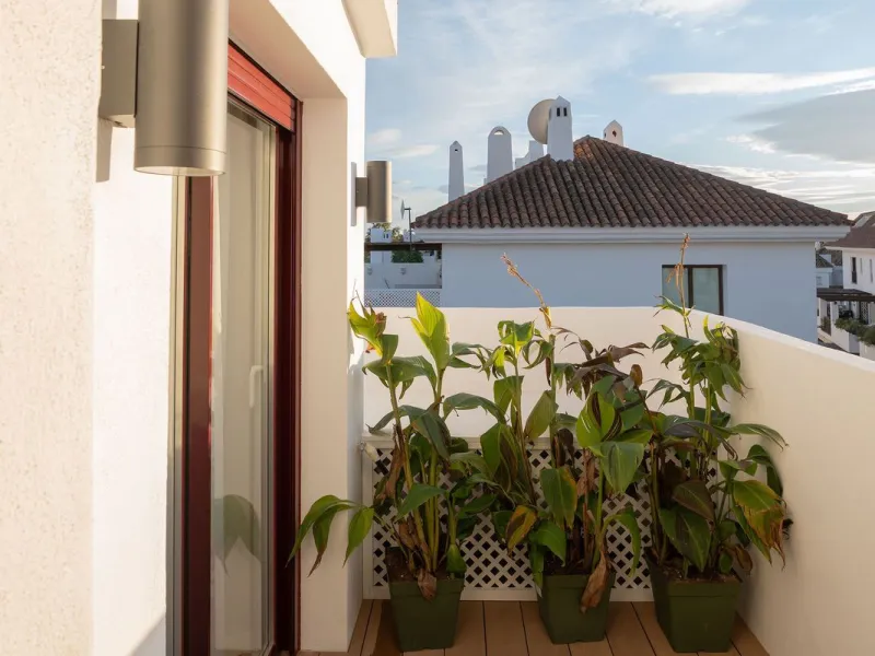 Apartment - Penthouse Duplex в продаже в Marbella, Málaga. В доме 3 спален и 2 ванных комнат. Площадь дома 131 м²