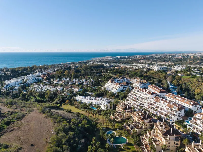 Apartment - Penthouse Duplex в продаже в Marbella, Málaga. В доме 3 спален и 2 ванных комнат. Площадь дома 131 м²