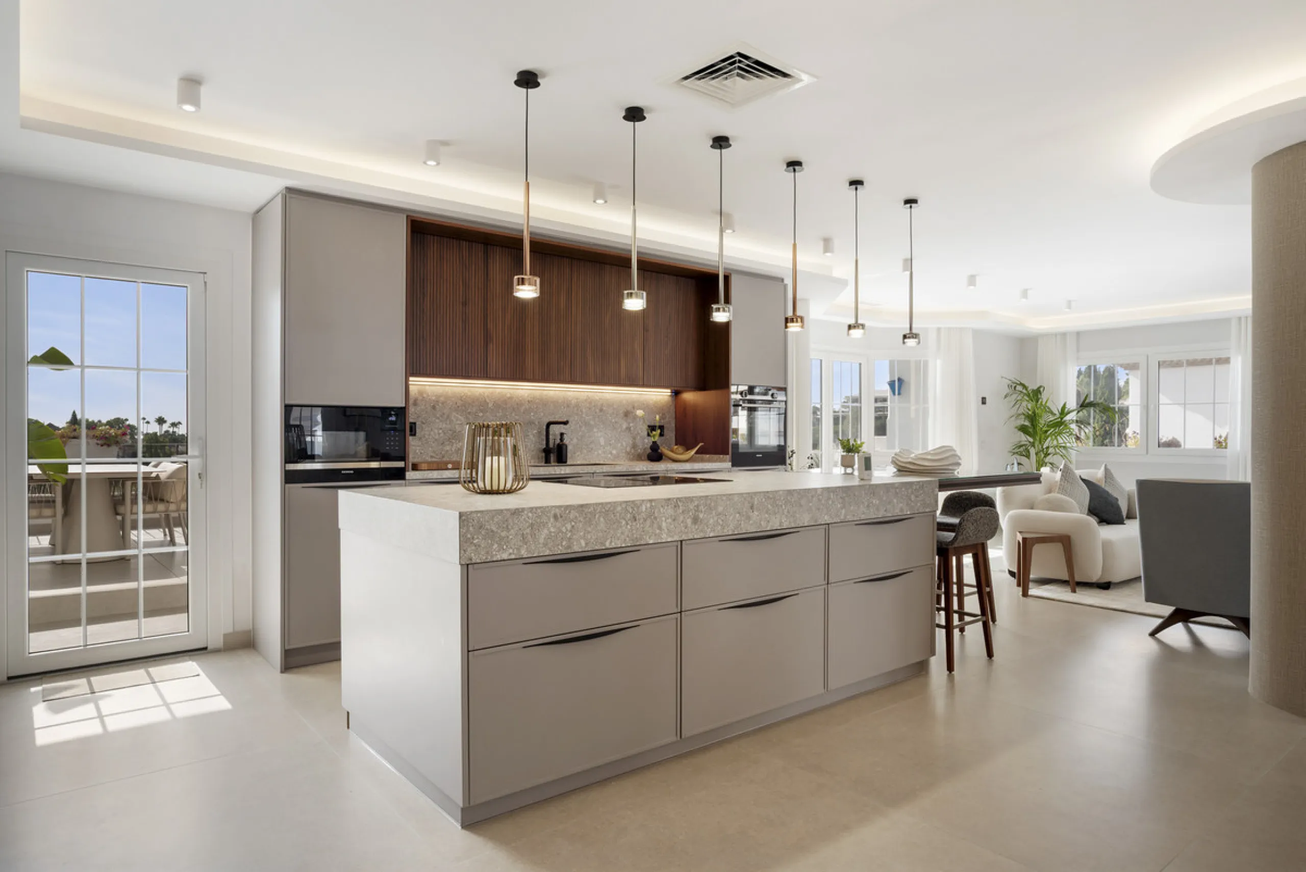 Penthouse Las Lolas is one of those rare residences that immediately conveys harmony, style, and thoughtful design. Positioned at the top of one of Nueva Andalucía's best-located buildings, and just minutes from both Marbella Arena and Puerto Banús, this 