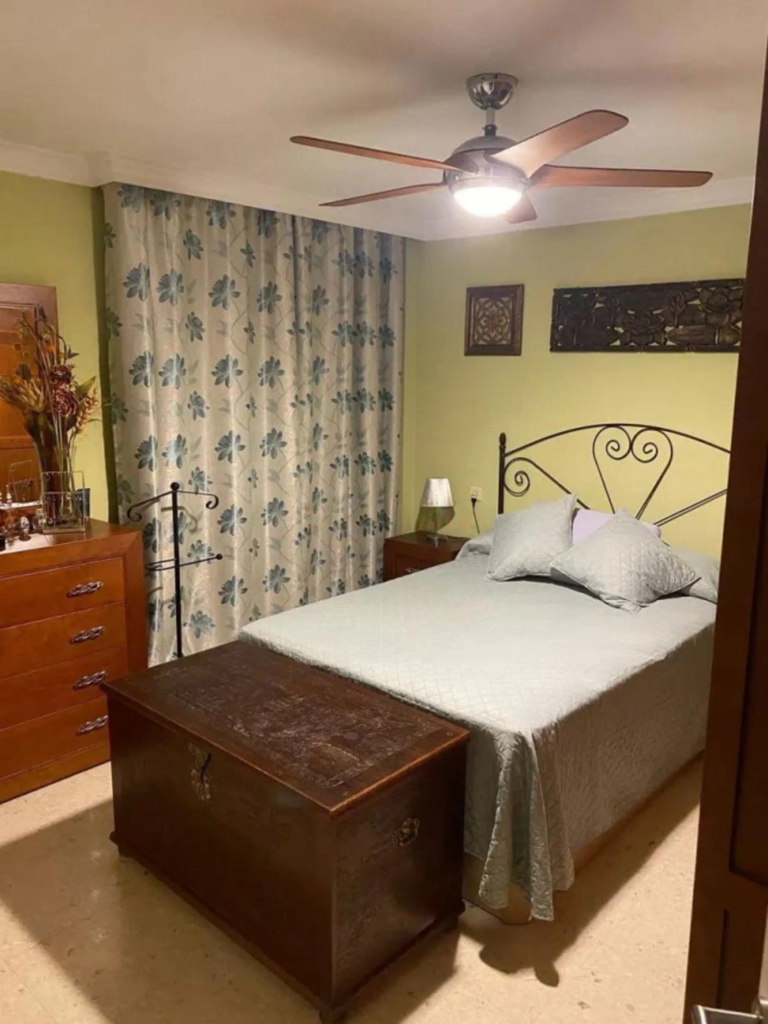 Opportunity in Marbella! Spacious and bright apartment in an excellent location