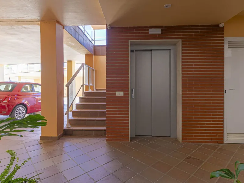 Apartment - Ground Floor Apartment в продаже в Mijas, Málaga. В доме 2 спален и 2 ванных комнат. Площадь дома 89 м². Площадь участка 50 м²