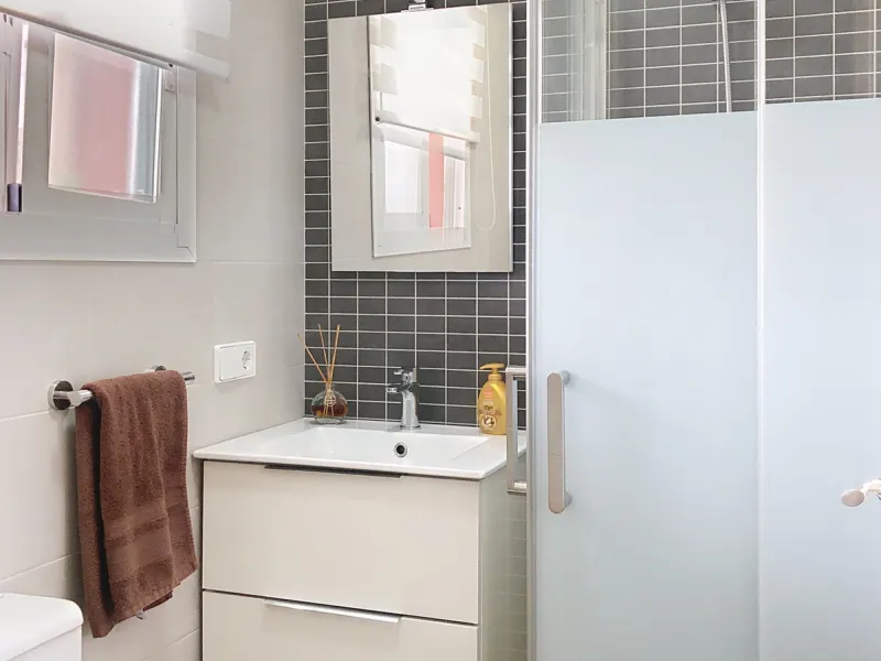 House - Townhouse в продаже в Estepona, Málaga. В доме 3 спален и 2 ванных комнат. Площадь дома 157 м²