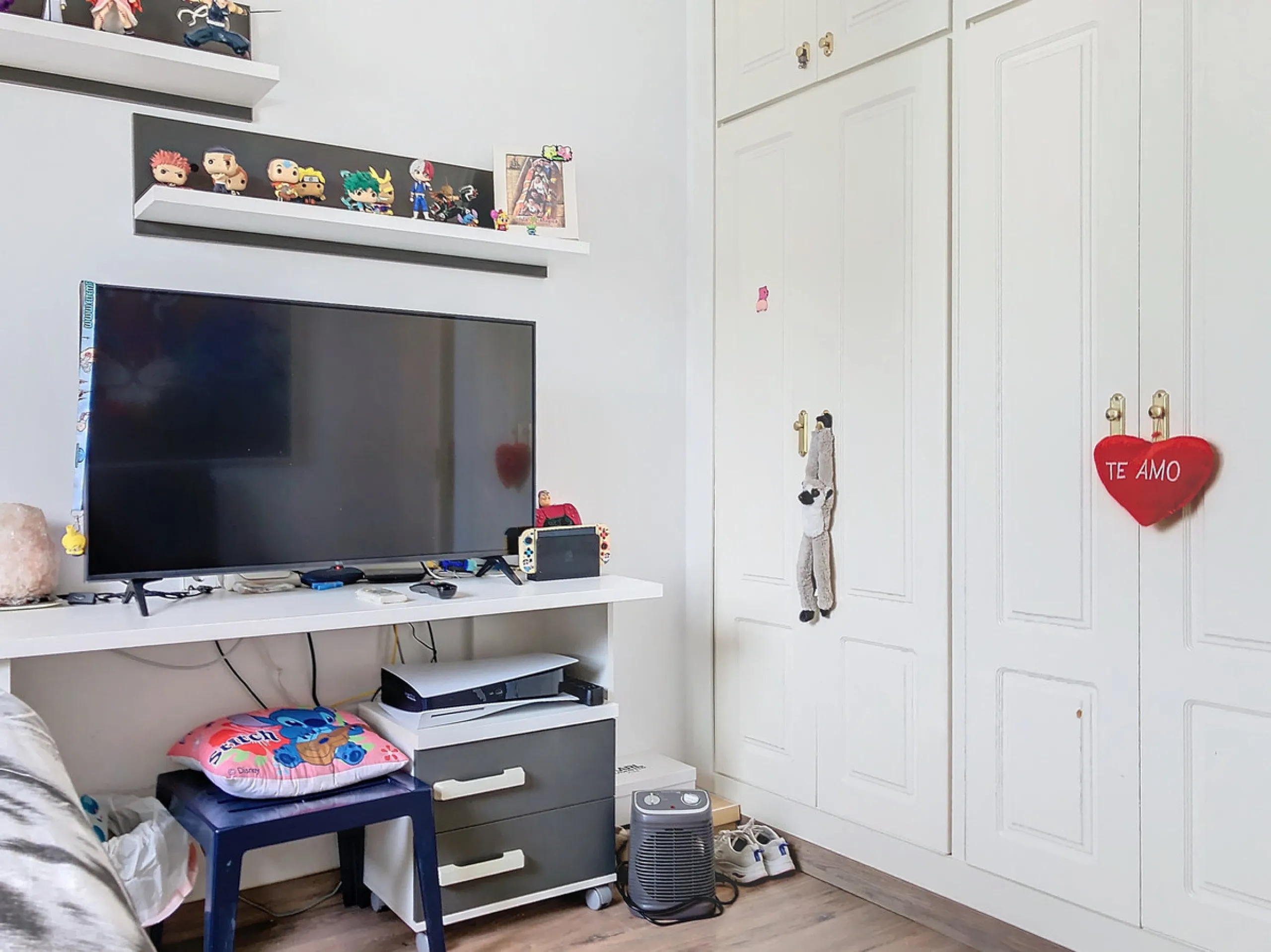 House - Townhouse в продаже в Estepona, Málaga. В доме 3 спален и 2 ванных комнат. Площадь дома 157 м²