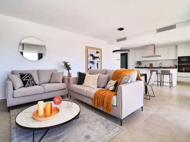 Elegant 3-bedroom, 2-bathroom apartment located on the first floor within an exclusive private residential complex in the Atalaya area, in the golden triangle of Marbella – Estepona – Benahavís.