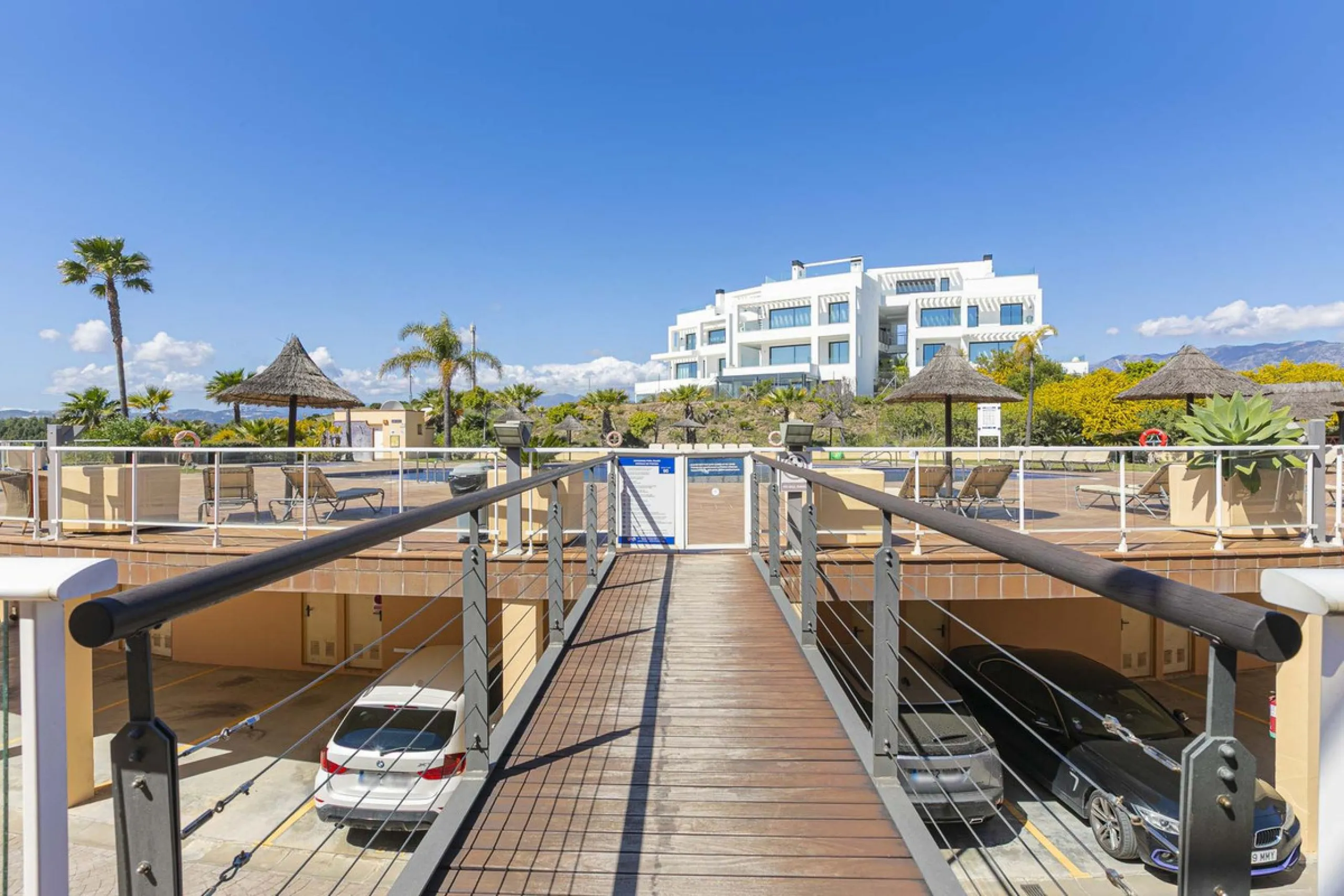 Apartment - Ground Floor Apartment в продаже в Mijas, Málaga. В доме 2 спален и 2 ванных комнат. Площадь дома 89 м². Площадь участка 50 м²