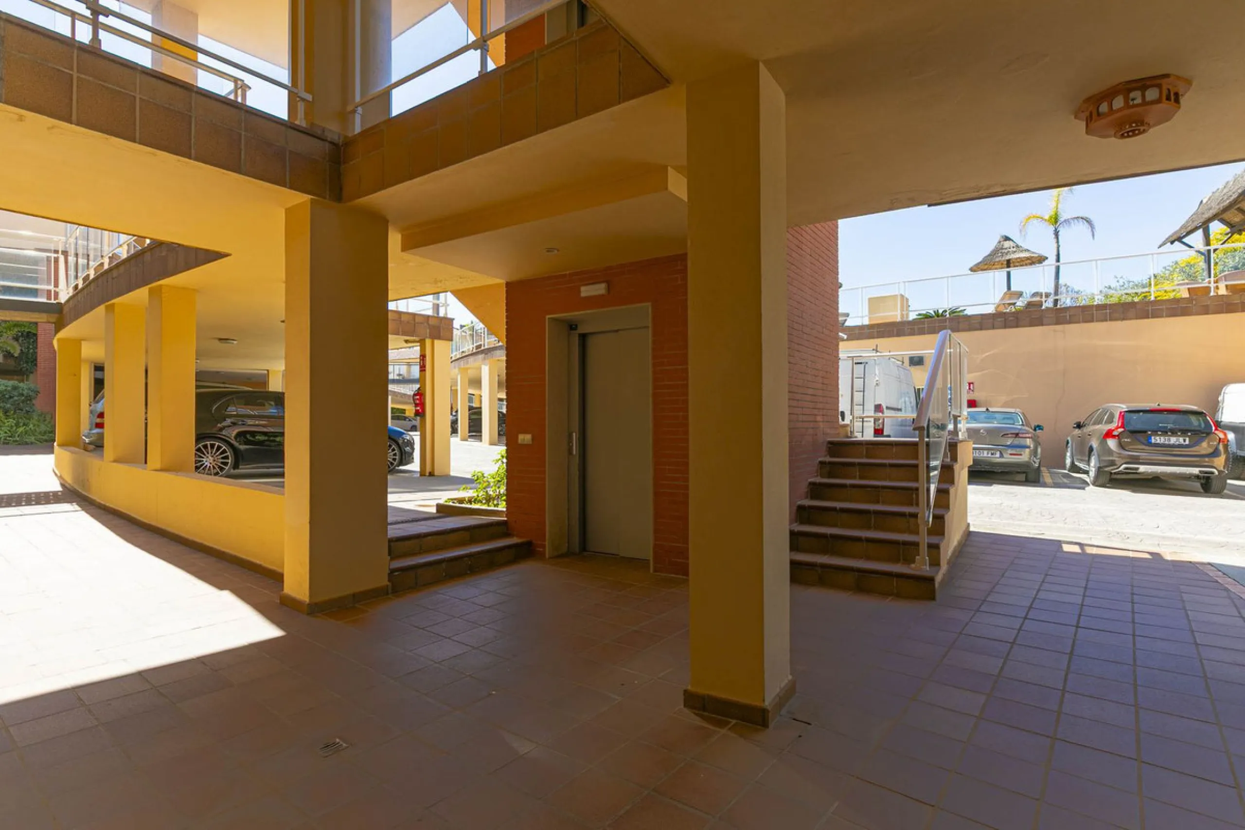 Apartment - Ground Floor Apartment в продаже в Mijas, Málaga. В доме 2 спален и 2 ванных комнат. Площадь дома 89 м². Площадь участка 50 м²