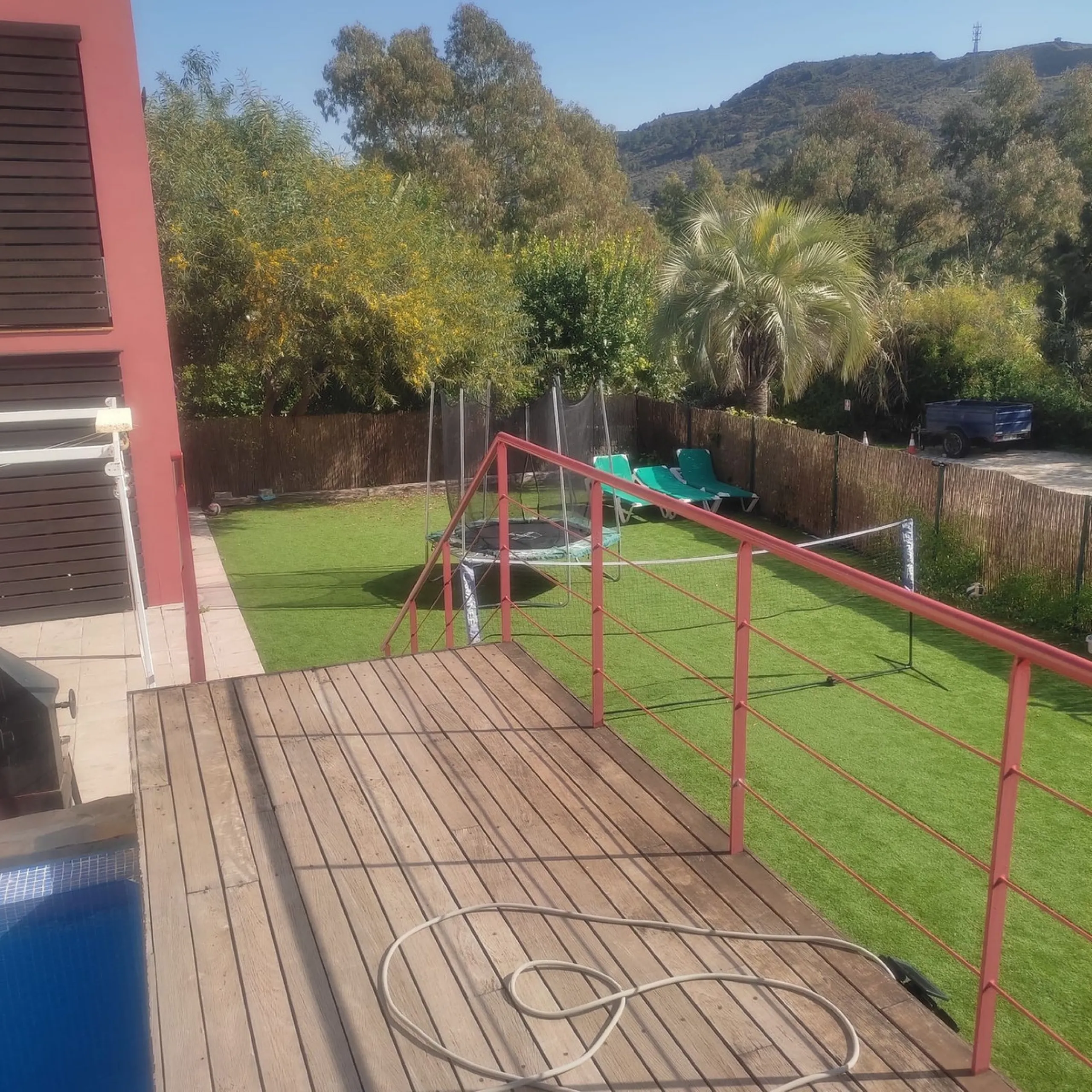 Discover this beautifully designed detached villa in the welcoming and well-appointed Parque Botánico Resort. Offering generous living spaces, private terraces, and access to outstanding community facilities, this home is perfect for those seeking both pr