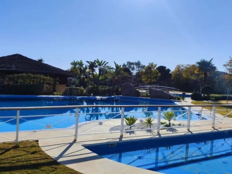 Discover this beautifully designed detached villa in the welcoming and well-appointed Parque Botánico Resort. Offering generous living spaces, private terraces, and access to outstanding community facilities, this home is perfect for those seeking both pr