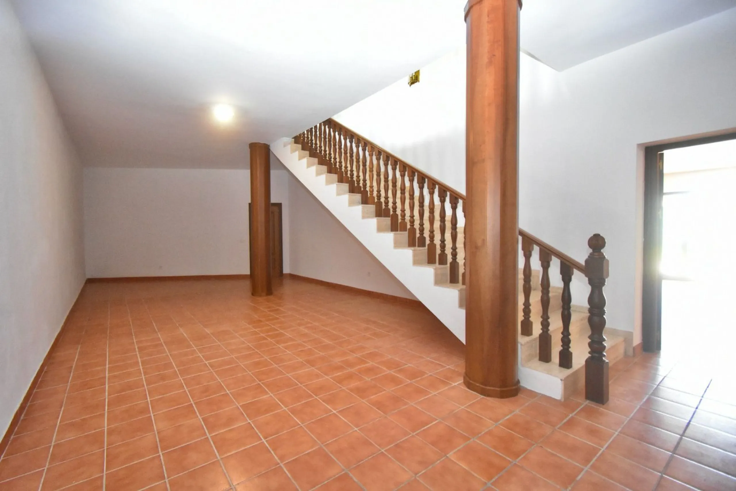 Detached villa with panoramic sea views in Benalmádena – 7 bedrooms, pool, and large plot