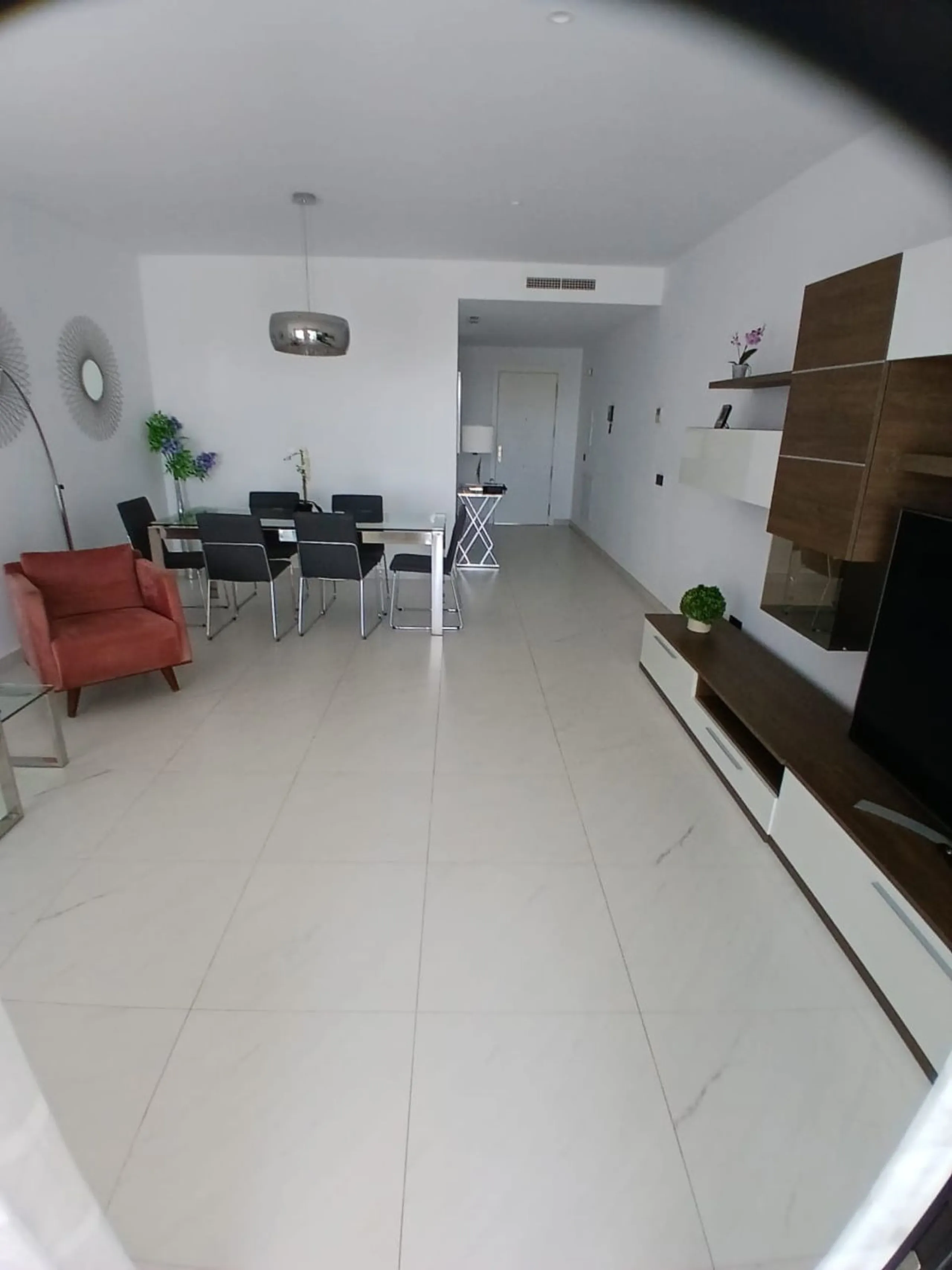 Middle Floor Apartment, Estepona, Costa del Sol.