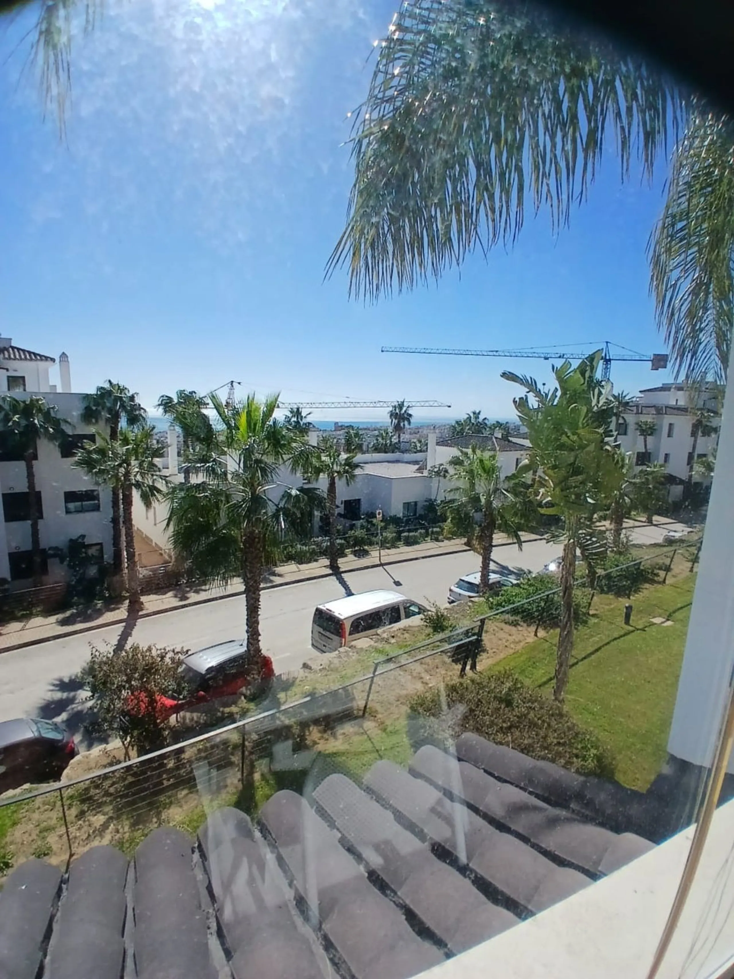 Middle Floor Apartment, Estepona, Costa del Sol.