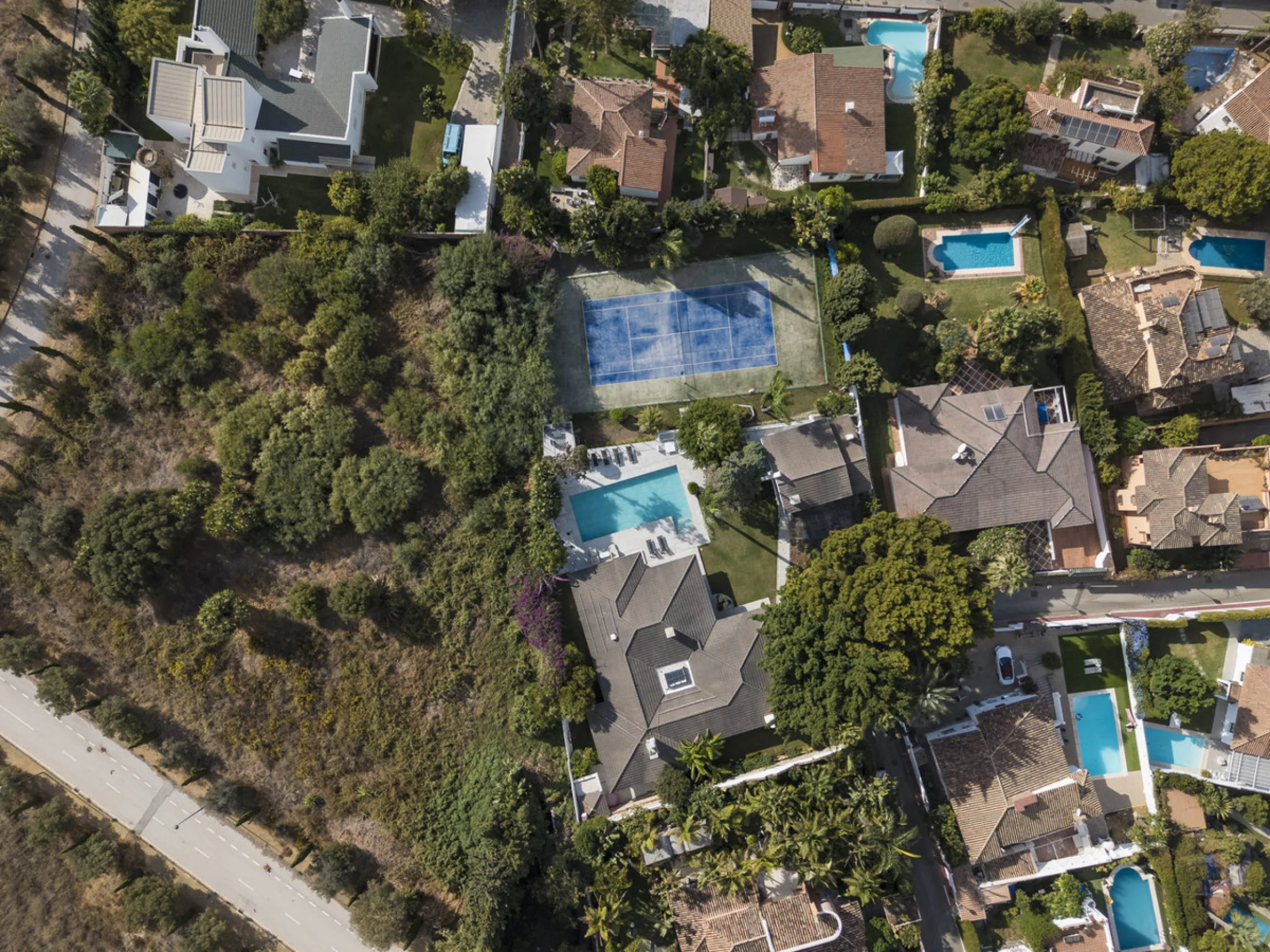 Elegant Single-Level Residence in the Peaceful Residential Area of El Real, East Marbella
