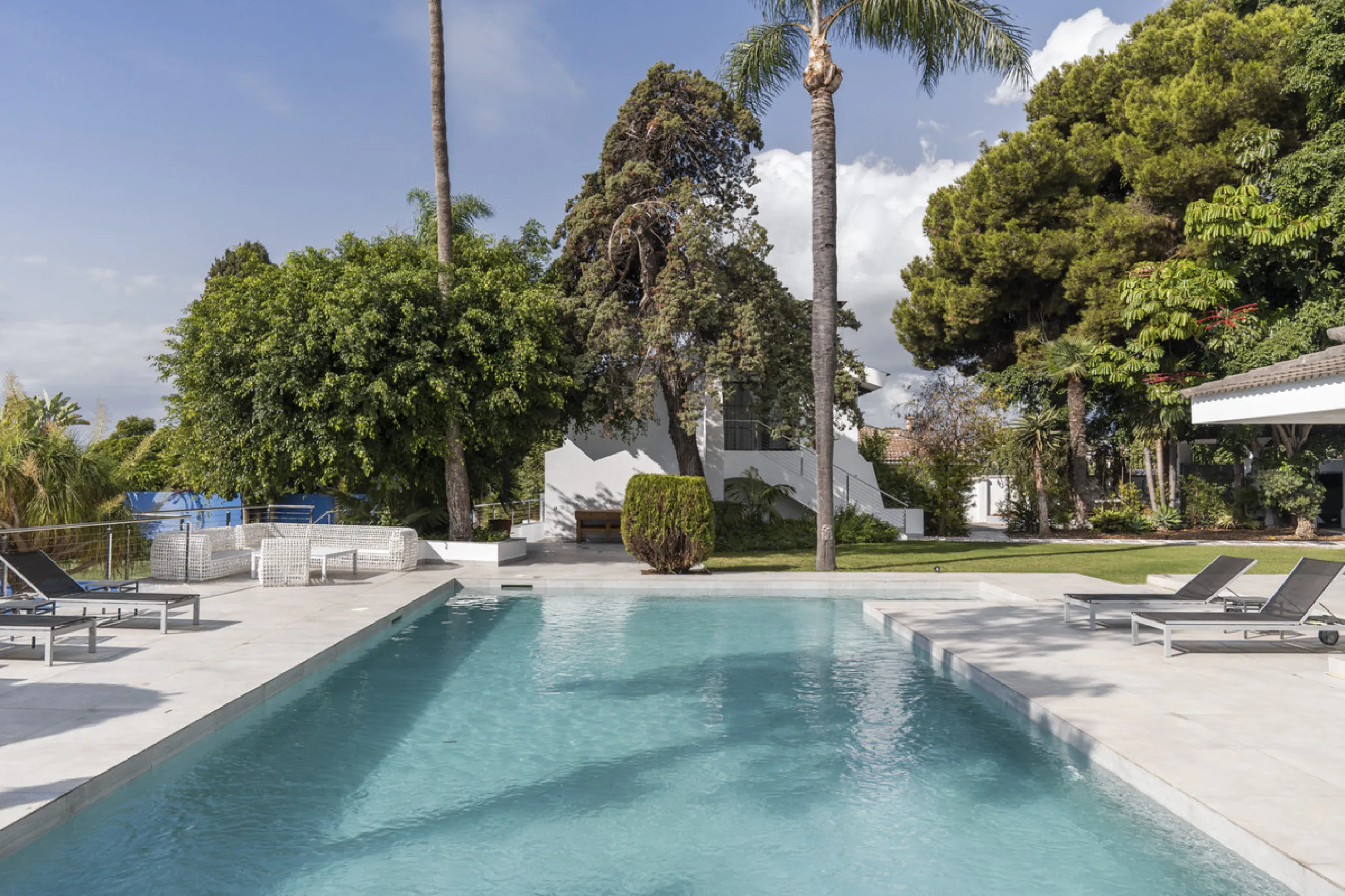 Elegant Single-Level Residence in the Peaceful Residential Area of El Real, East Marbella