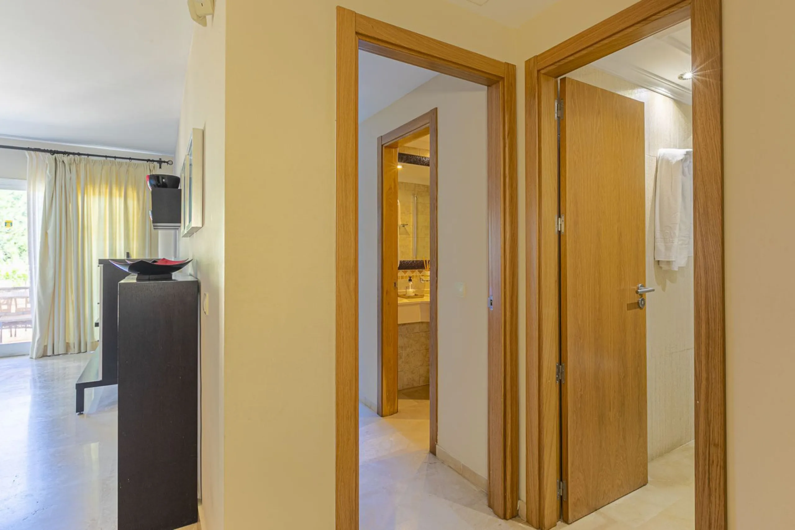 Apartment - Ground Floor Apartment в продаже в Mijas, Málaga. В доме 2 спален и 2 ванных комнат. Площадь дома 89 м². Площадь участка 50 м²