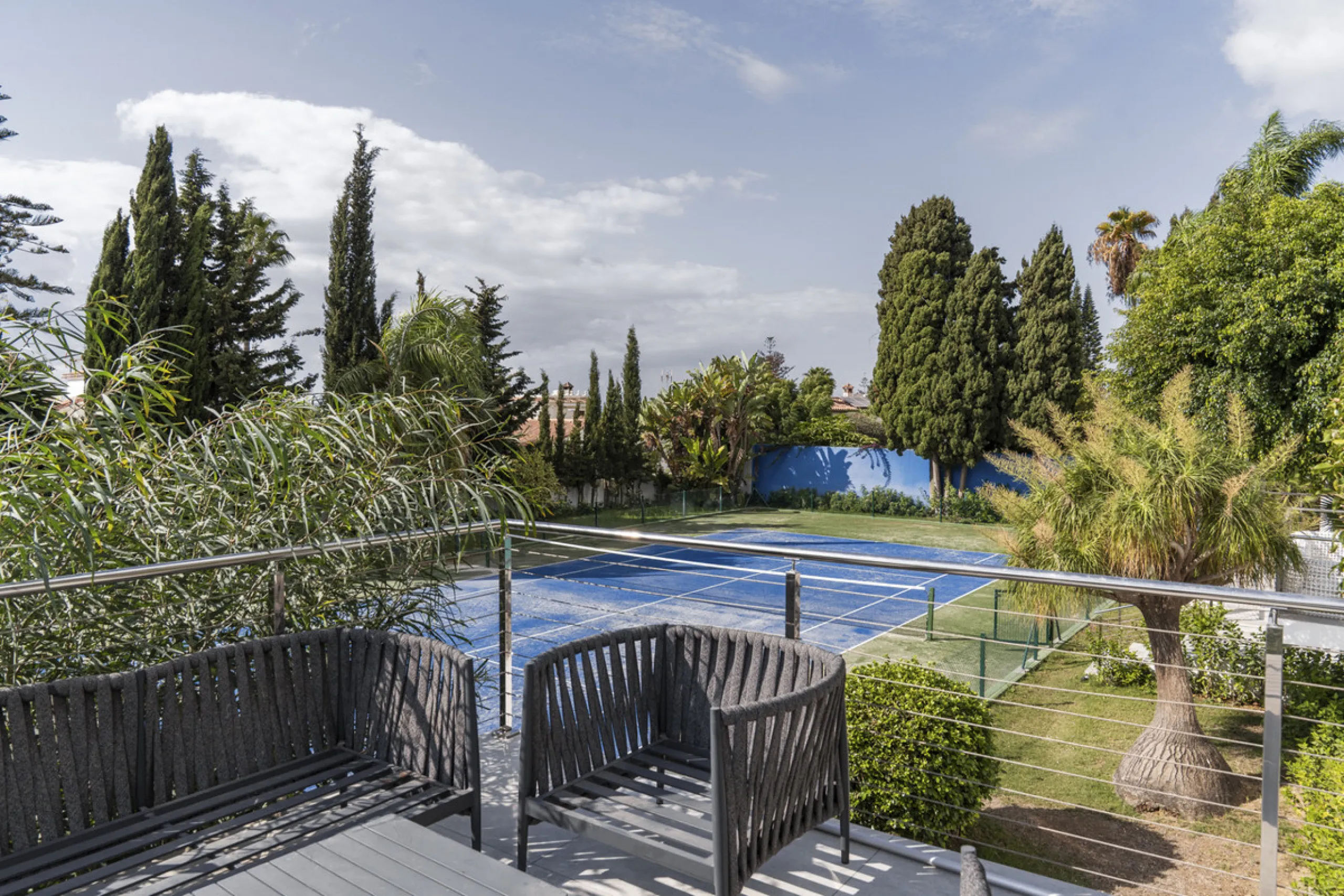 Elegant Single-Level Residence in the Peaceful Residential Area of El Real, East Marbella