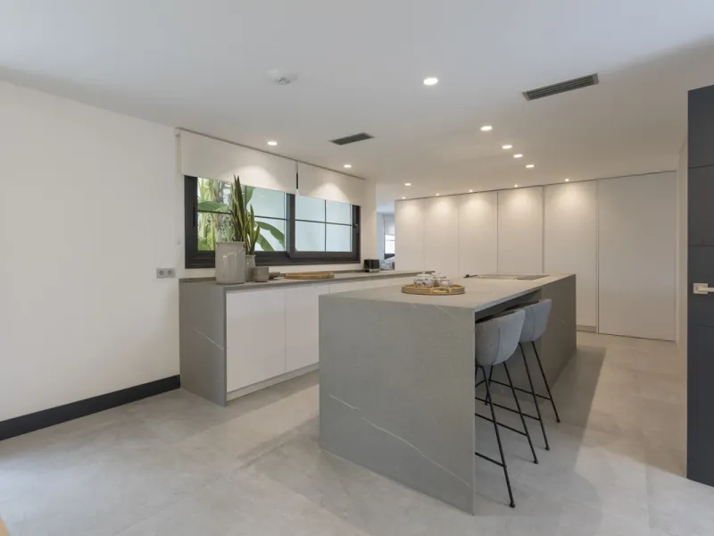 Elegant Single-Level Residence in the Peaceful Residential Area of El Real, East Marbella