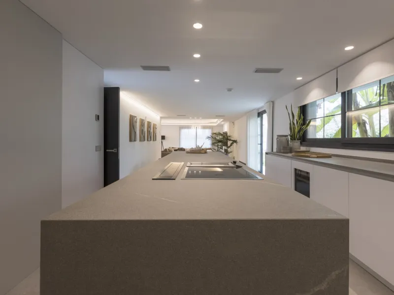 Elegant Single-Level Residence in the Peaceful Residential Area of El Real, East Marbella