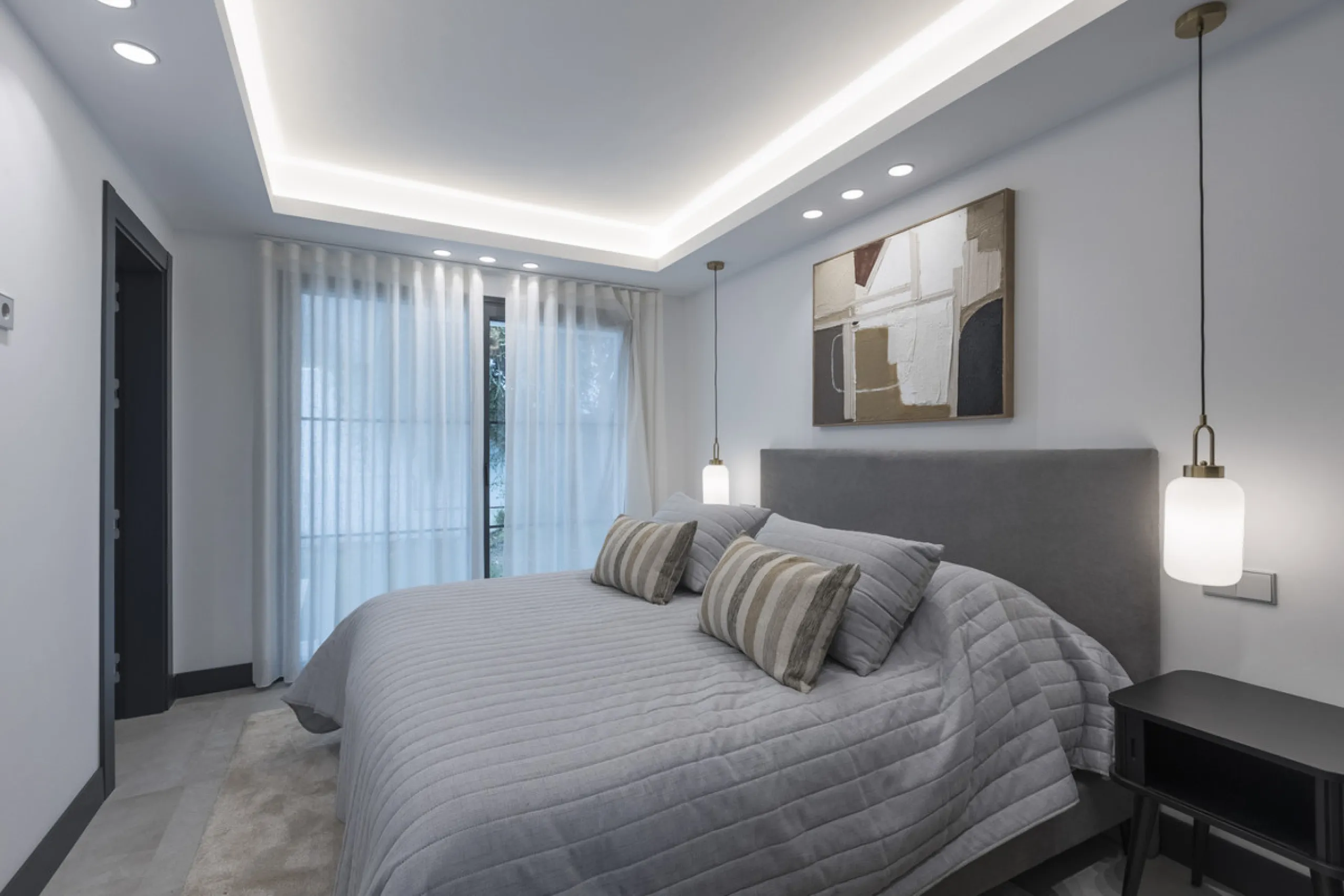Elegant Single-Level Residence in the Peaceful Residential Area of El Real, East Marbella