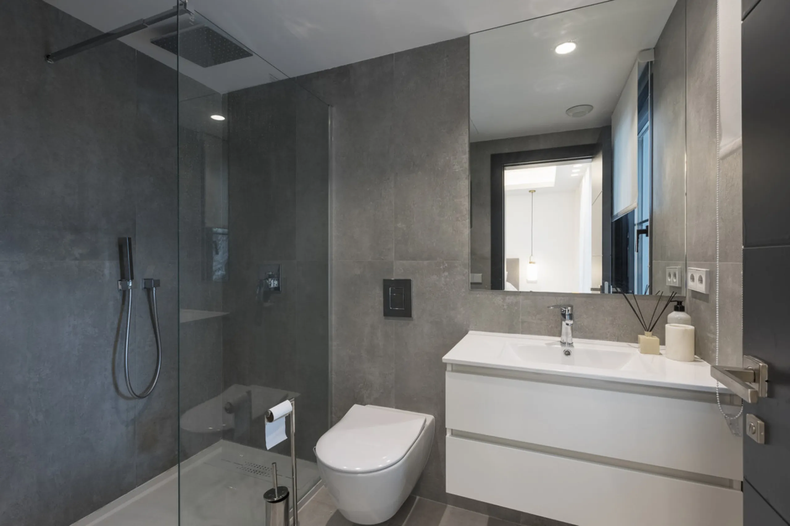 Elegant Single-Level Residence in the Peaceful Residential Area of El Real, East Marbella