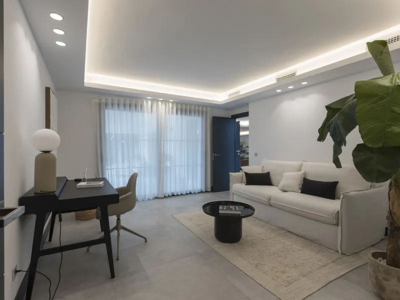 Elegant Single-Level Residence in the Peaceful Residential Area of El Real, East Marbella