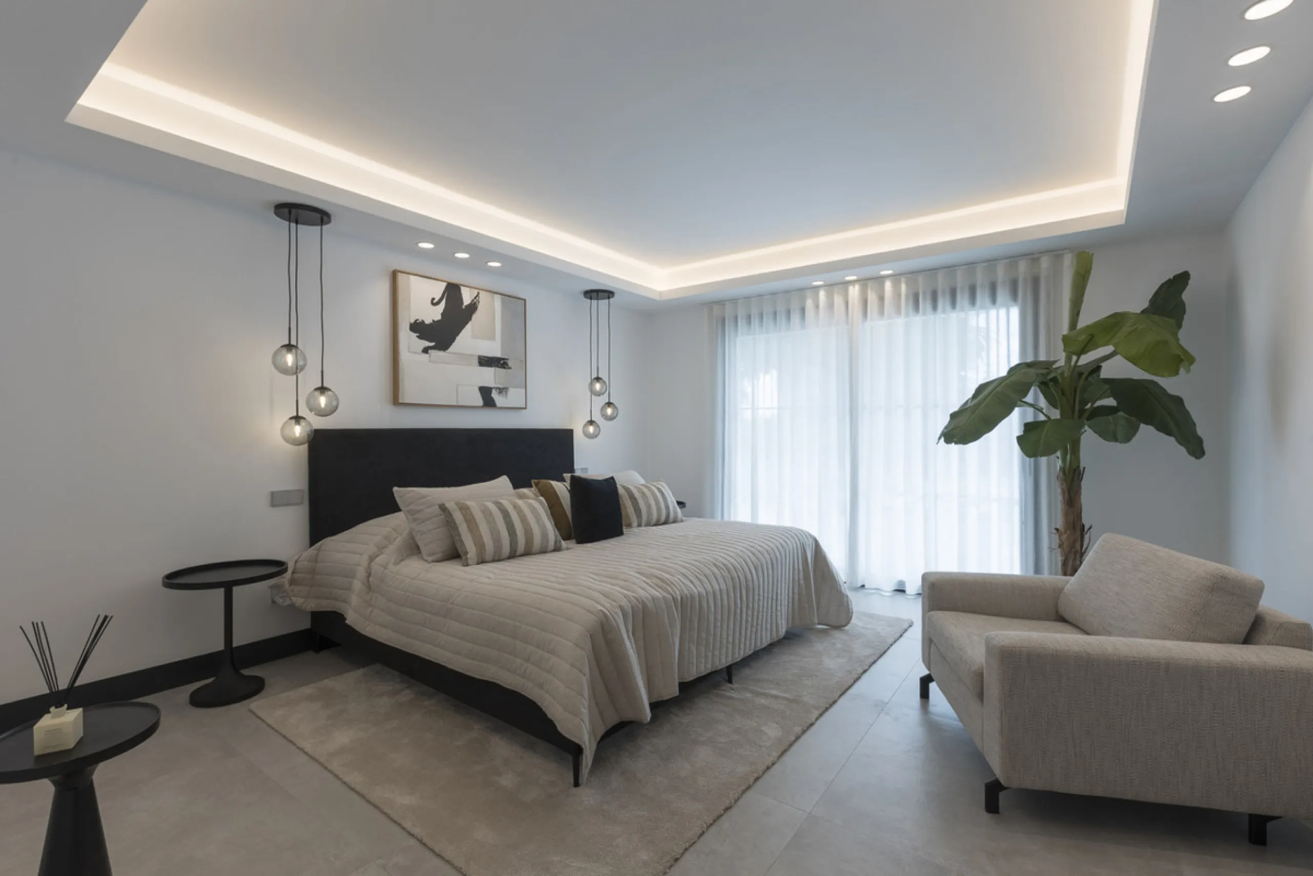 Elegant Single-Level Residence in the Peaceful Residential Area of El Real, East Marbella