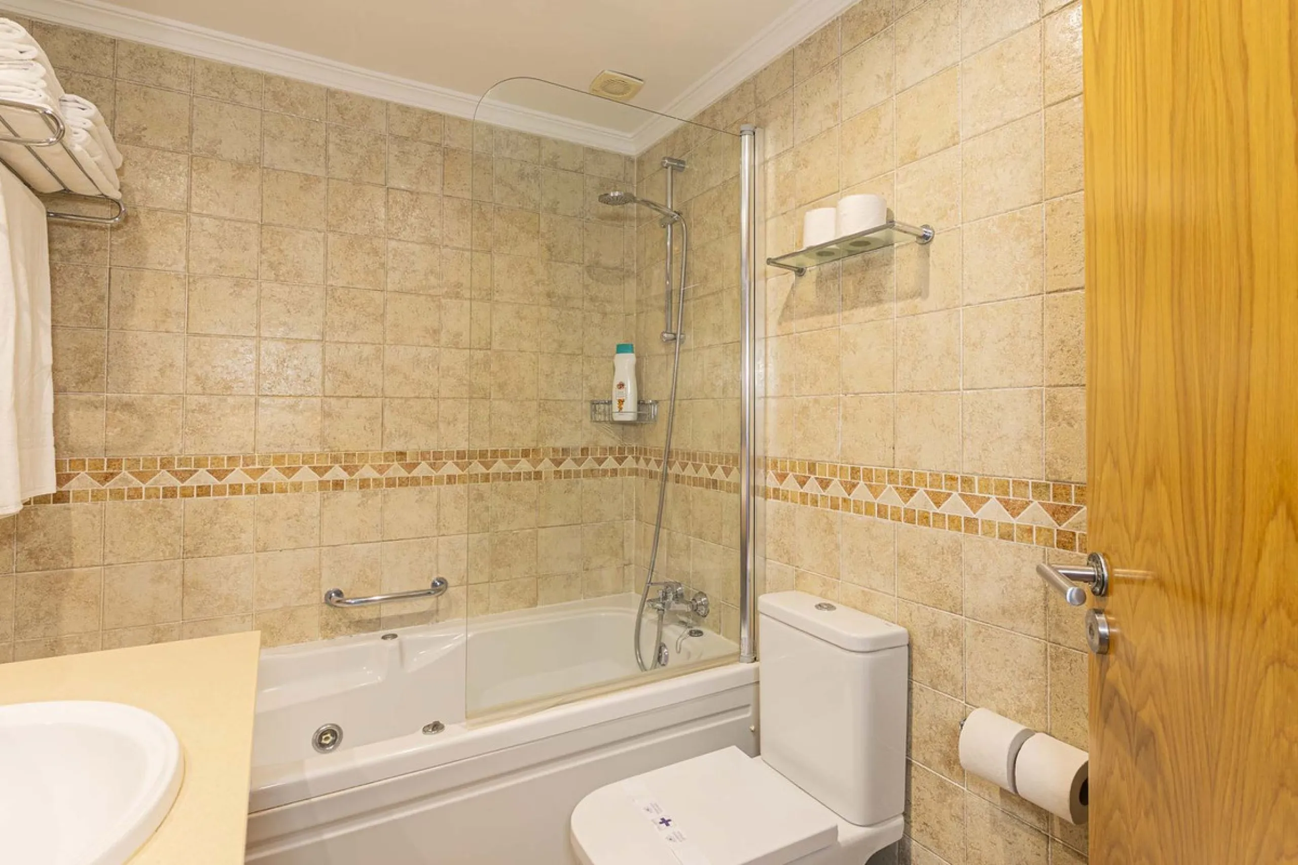 Apartment - Ground Floor Apartment в продаже в Mijas, Málaga. В доме 2 спален и 2 ванных комнат. Площадь дома 89 м². Площадь участка 50 м²