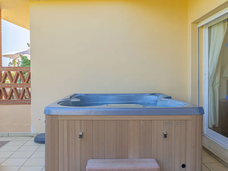 Apartment - Ground Floor Apartment в продаже в Mijas, Málaga. В доме 2 спален и 2 ванных комнат. Площадь дома 89 м². Площадь участка 50 м²