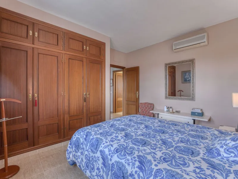 Diese beeindruckende Villa mit Aussicht – der ideale Rückzugsort für Ihre Familie