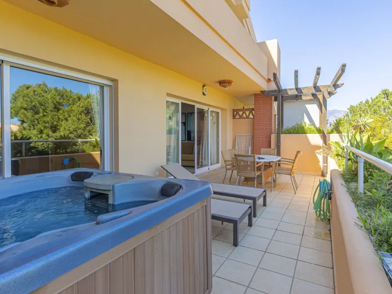 Apartment - Ground Floor Apartment в продаже в Mijas, Málaga. В доме 2 спален и 2 ванных комнат. Площадь дома 89 м². Площадь участка 50 м²