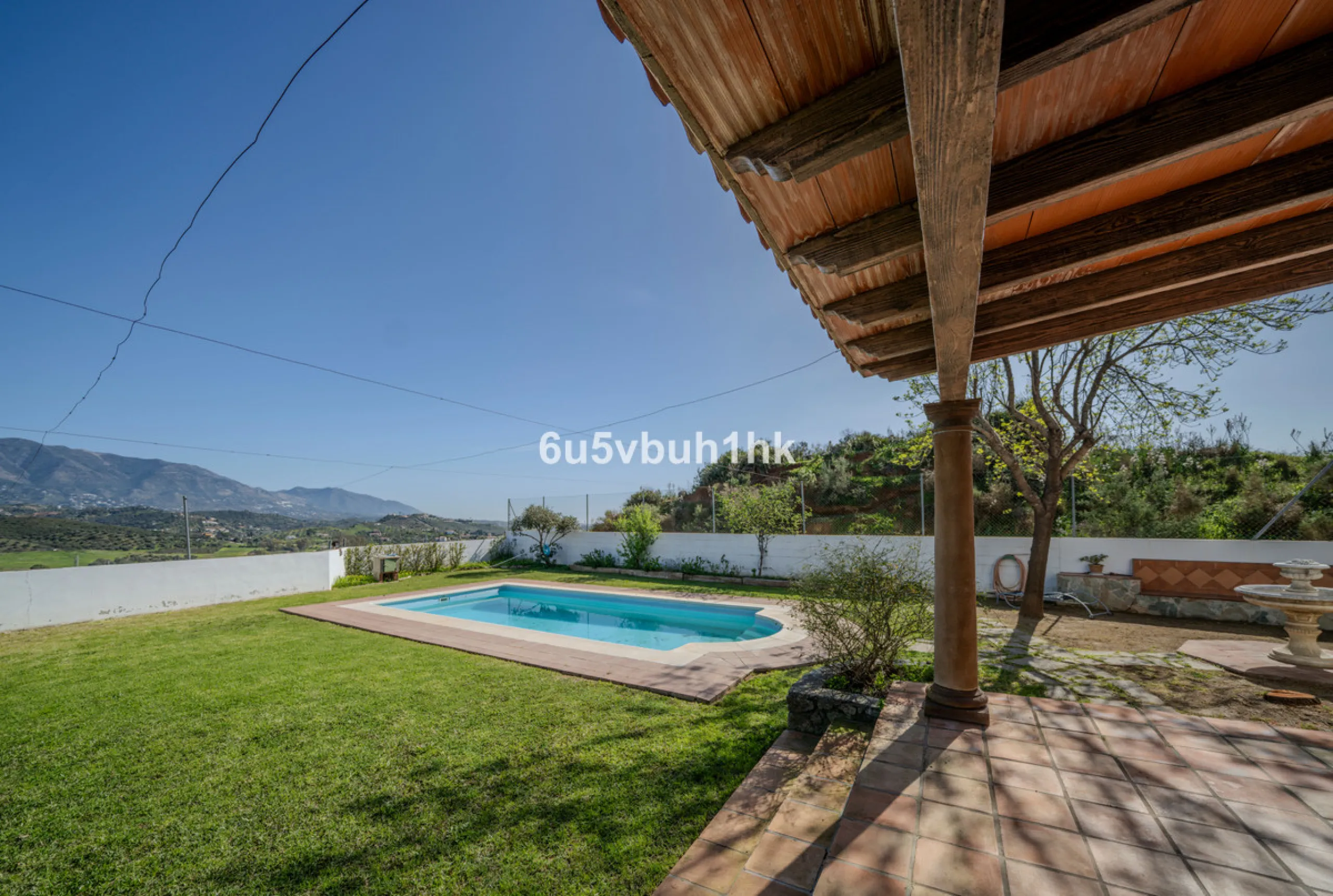 Charming Andalusian Villa in Entrerríos – privacy, open views and equestrian potential near the coast