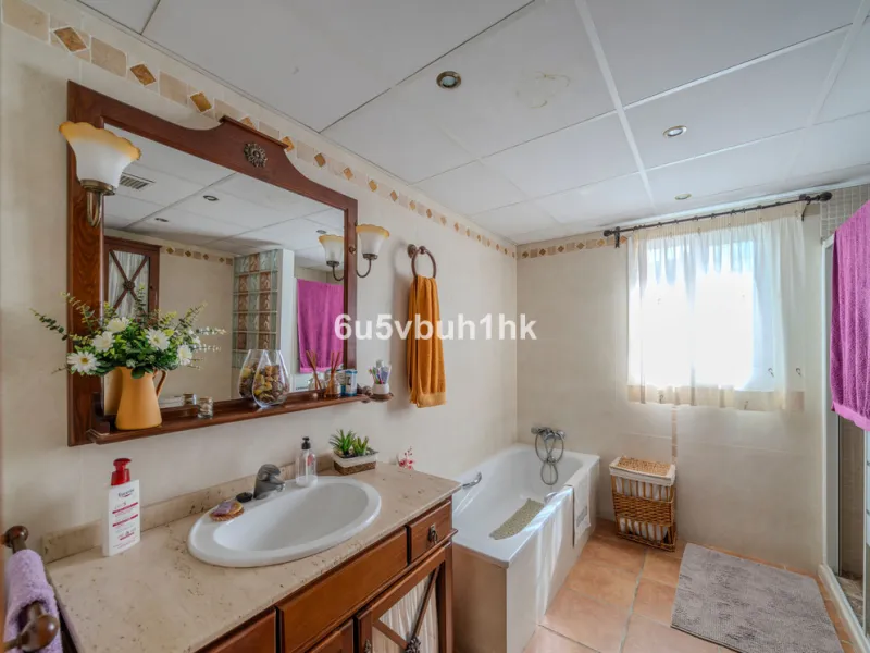 Charming Andalusian Villa in Entrerríos – privacy, open views and equestrian potential near the coast