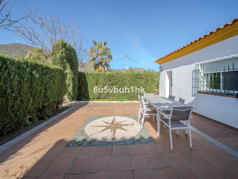 Charming Andalusian Villa in Entrerríos – privacy, open views and equestrian potential near the coast