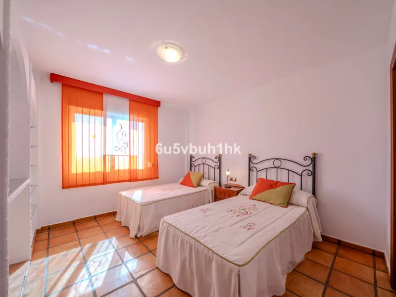 Charming Andalusian Villa in Entrerríos – privacy, open views and equestrian potential near the coast