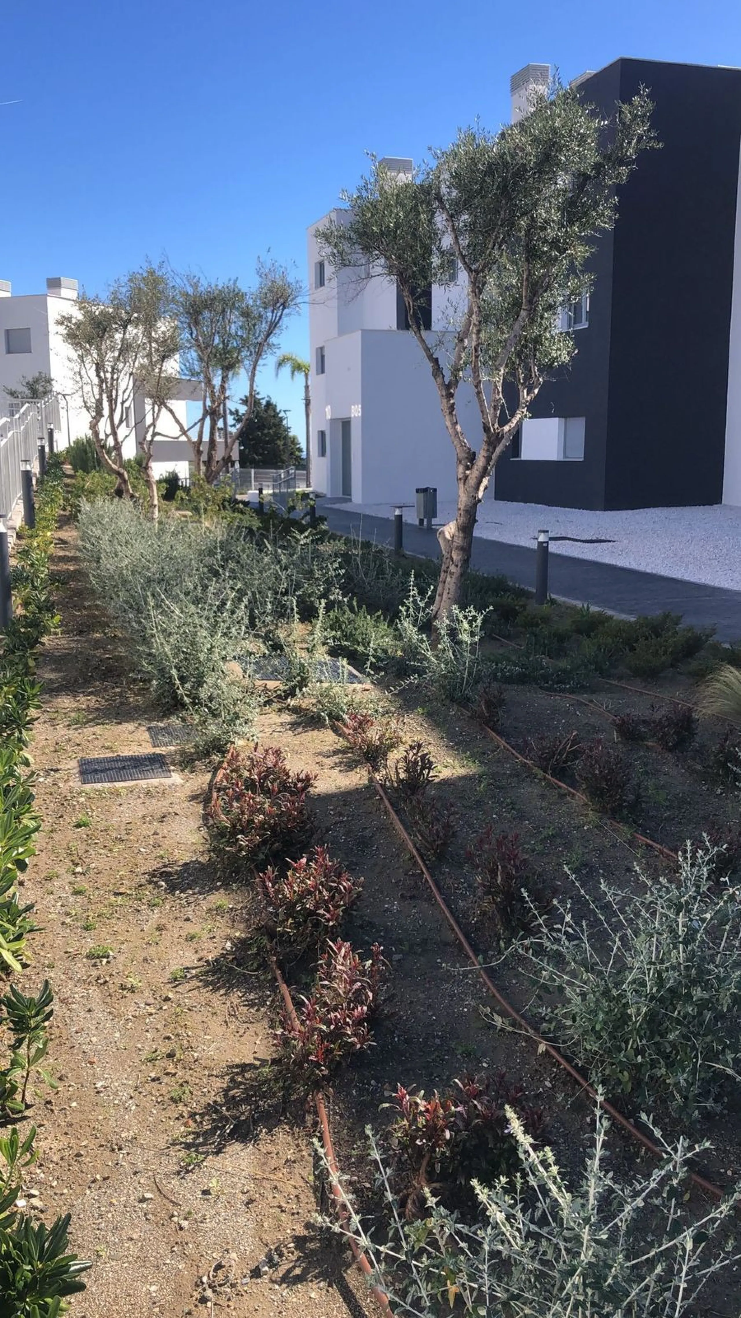 Apartment - Middle Floor Apartment в продаже в Estepona, Málaga. В доме 2 спален и 2 ванных комнат. Площадь дома 85 м²