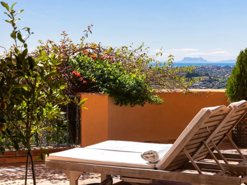 Apartment - Ground Floor Apartment в продаже в Marbella, Málaga. В доме 3 спален и 2 ванных комнат. Площадь дома 217 м²