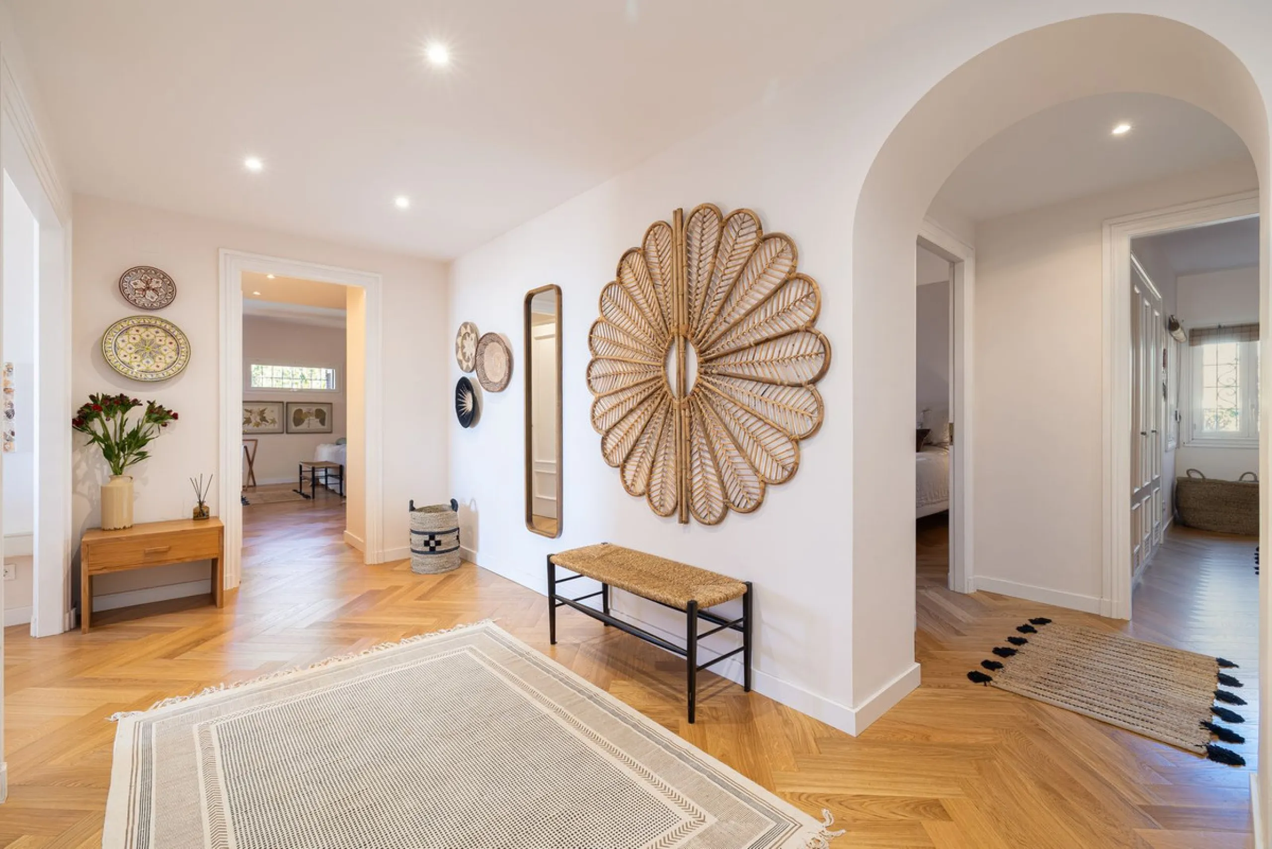 Apartment - Ground Floor Apartment в продаже в Marbella, Málaga. В доме 3 спален и 2 ванных комнат. Площадь дома 217 м²